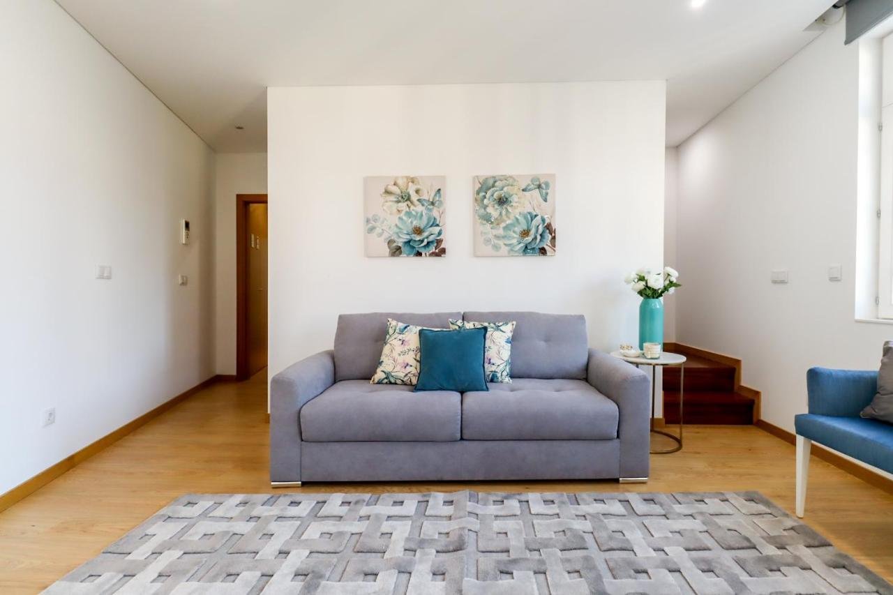 Sao Domingos Apartment - Viana City Centre Виана-ду-Каштелу Экстерьер фото
