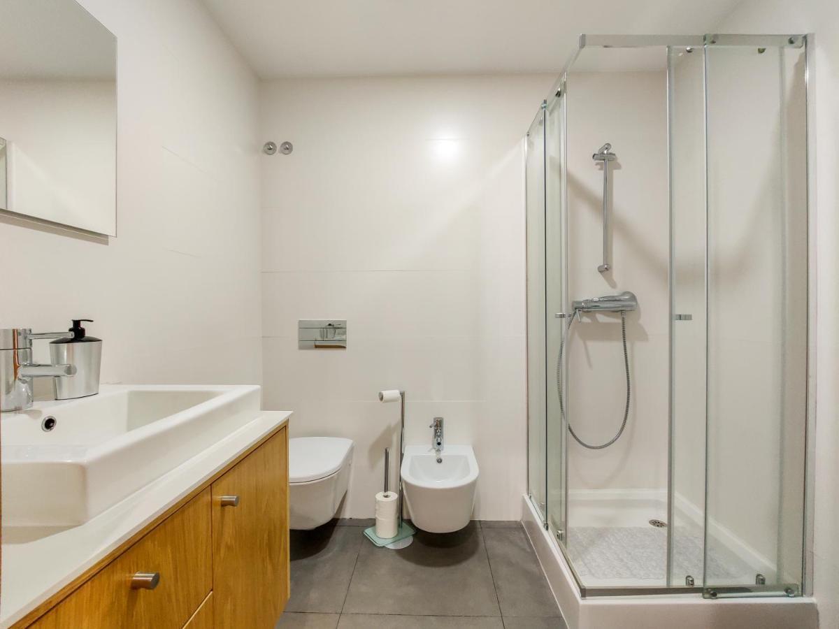 Sao Domingos Apartment - Viana City Centre Виана-ду-Каштелу Экстерьер фото