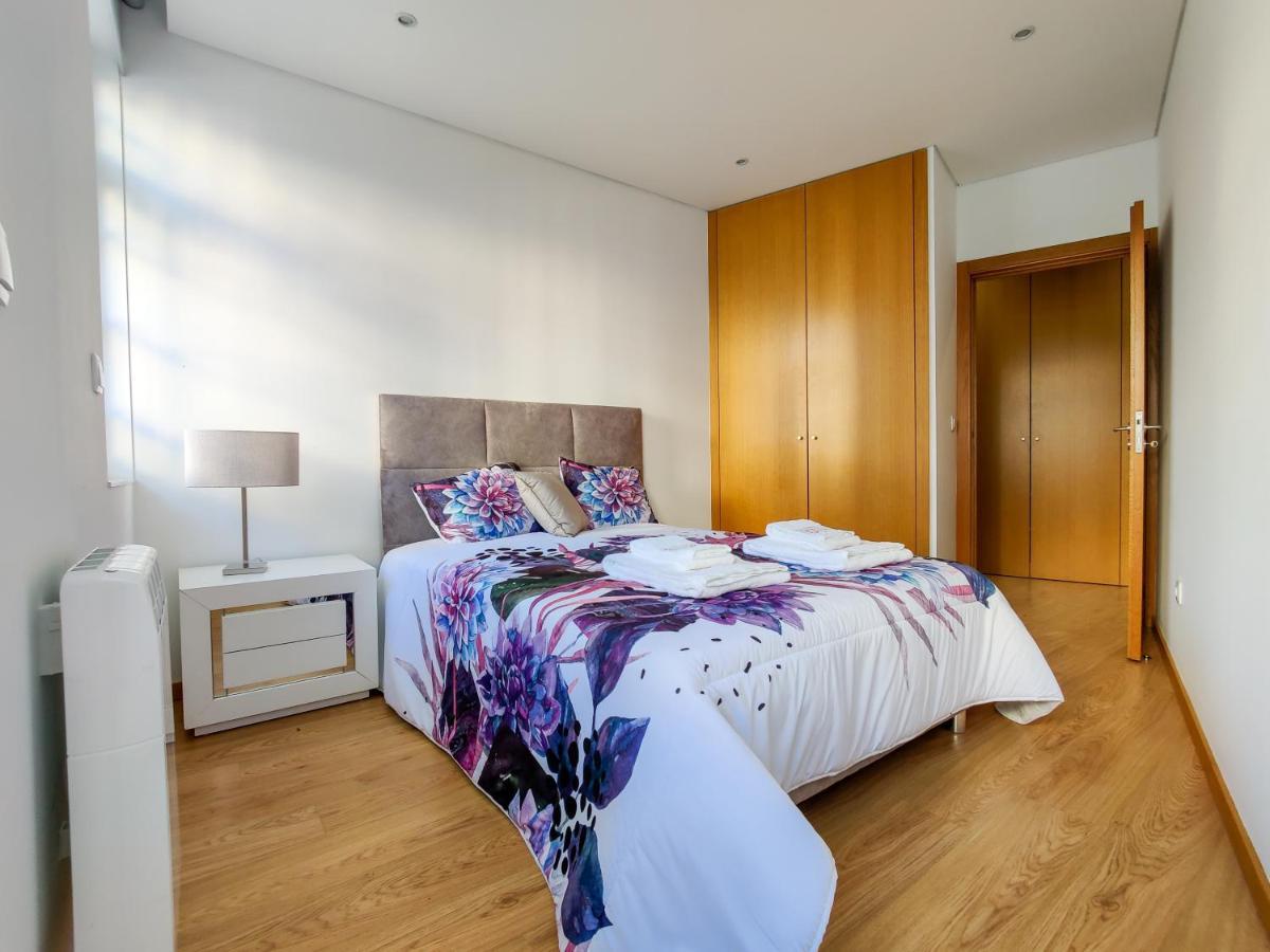 Sao Domingos Apartment - Viana City Centre Виана-ду-Каштелу Экстерьер фото