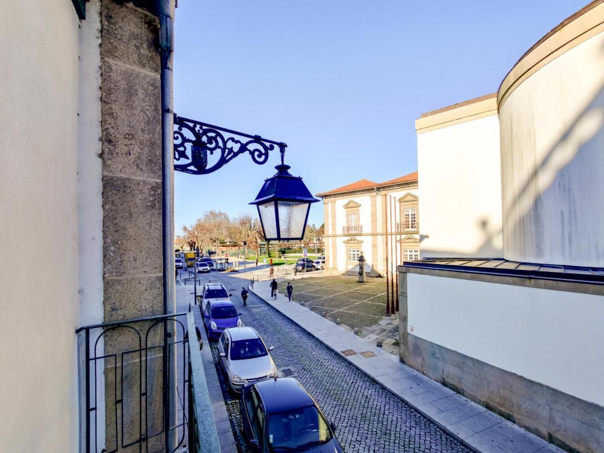 Sao Domingos Apartment - Viana City Centre Виана-ду-Каштелу Экстерьер фото