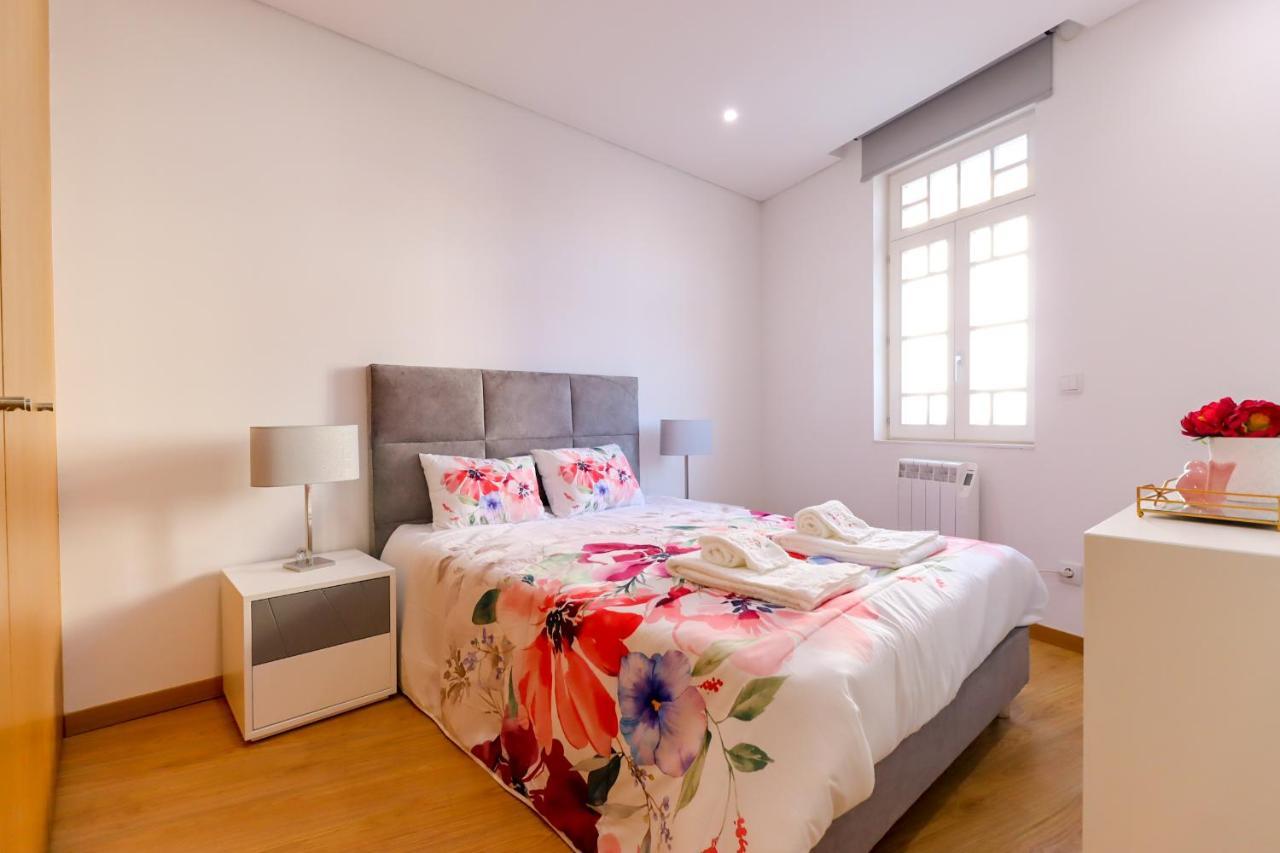 Sao Domingos Apartment - Viana City Centre Виана-ду-Каштелу Экстерьер фото